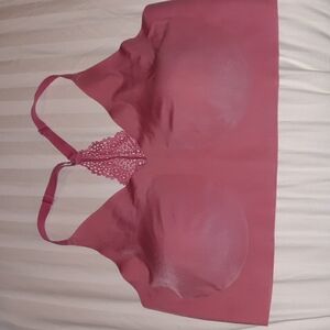 Maidenform Wireless Lightly Padded Bra